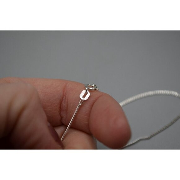 Sterling Silver Heart Locket Engraved P Grad 2013 Miniature 18" Chain Gift - Picture 6 of 7